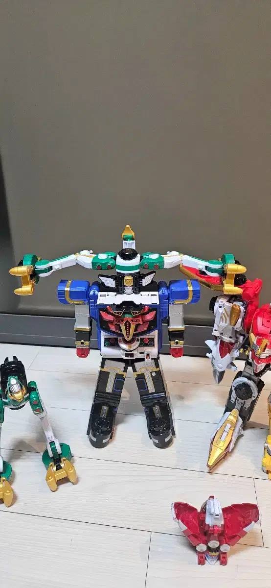 thumbnail-4